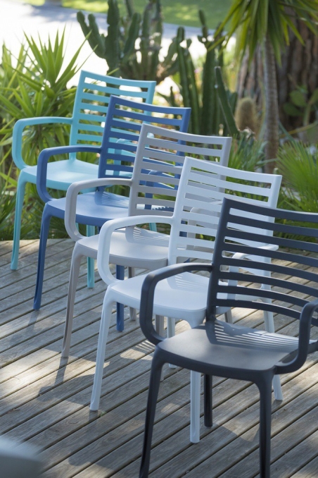 FAUTEUIL  SUNDAY  BLANC GLACIER   GROSFILLEX FRANCE