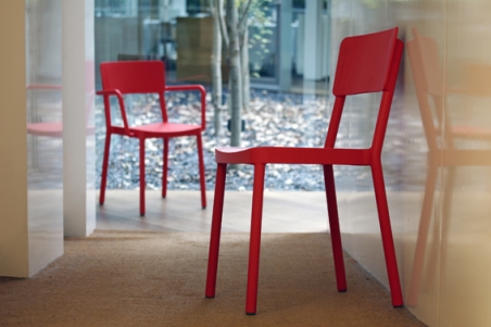 CHAISE   EMPILABLE LISBOA ROUGE   Made in EU