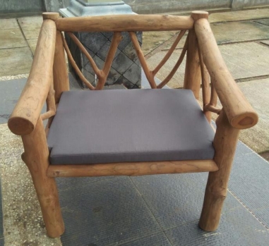 COUSSIN DEHOUSSABLE GRIS POUR FAUTEUIL BOIS TECK