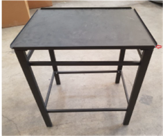TABLE A PLANCHA  METAL NOIR - QS **ESP***